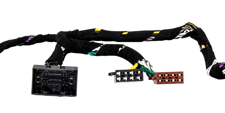Plug&Play кабел усилвател за Mercedes MBUX PP-PAC 80