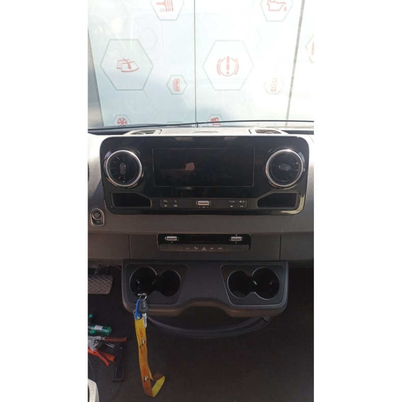 Мултимедия за Mercedes-Benz Sprinter (2018-2024) 8.8" NTG 7.0 - Image 3